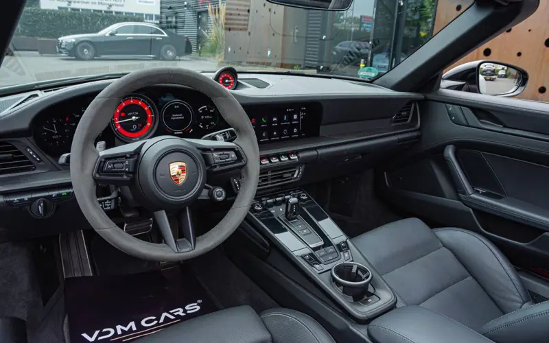 Porsche 911 Carrera 4 GTS Cabrio * 18 WEG * BOSE * SPORT * PASM *  - 84889