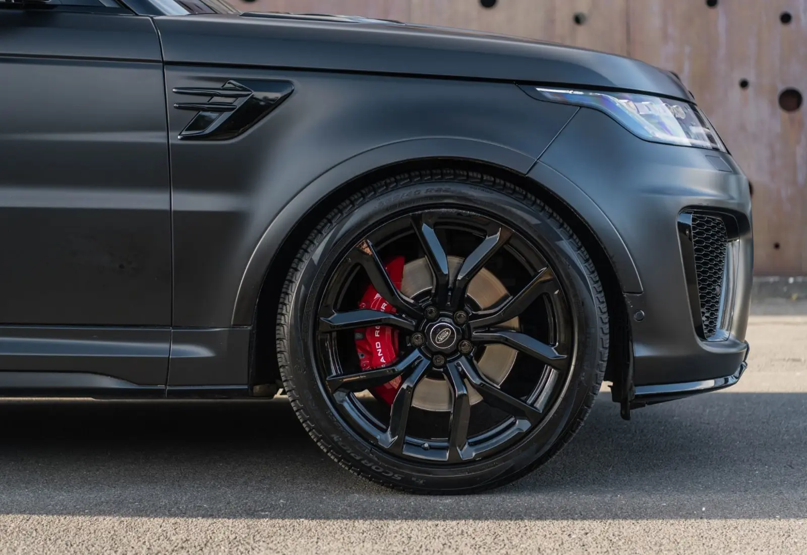 Land Rover Range Rover Sport SVR * SOFT-CLOSE * PANO * 360 * HUD *  - 125903