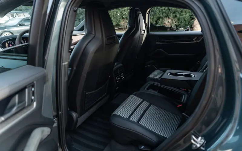 Porsche Cayenne Coupe Turbo E-Hybrid * PTS * GT PACKAGE *  - 127619