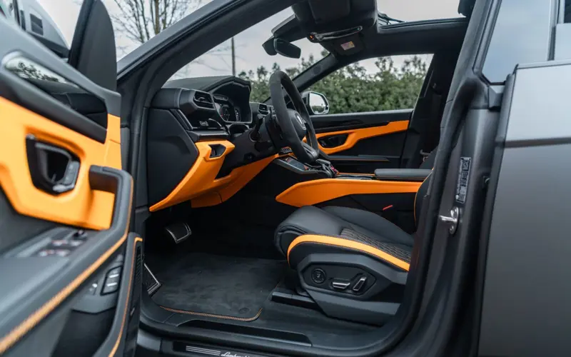 Lamborghini Urus SE * KERES MATTE * SONUS * MAINTENANCE PACK * 23" *  - 128146