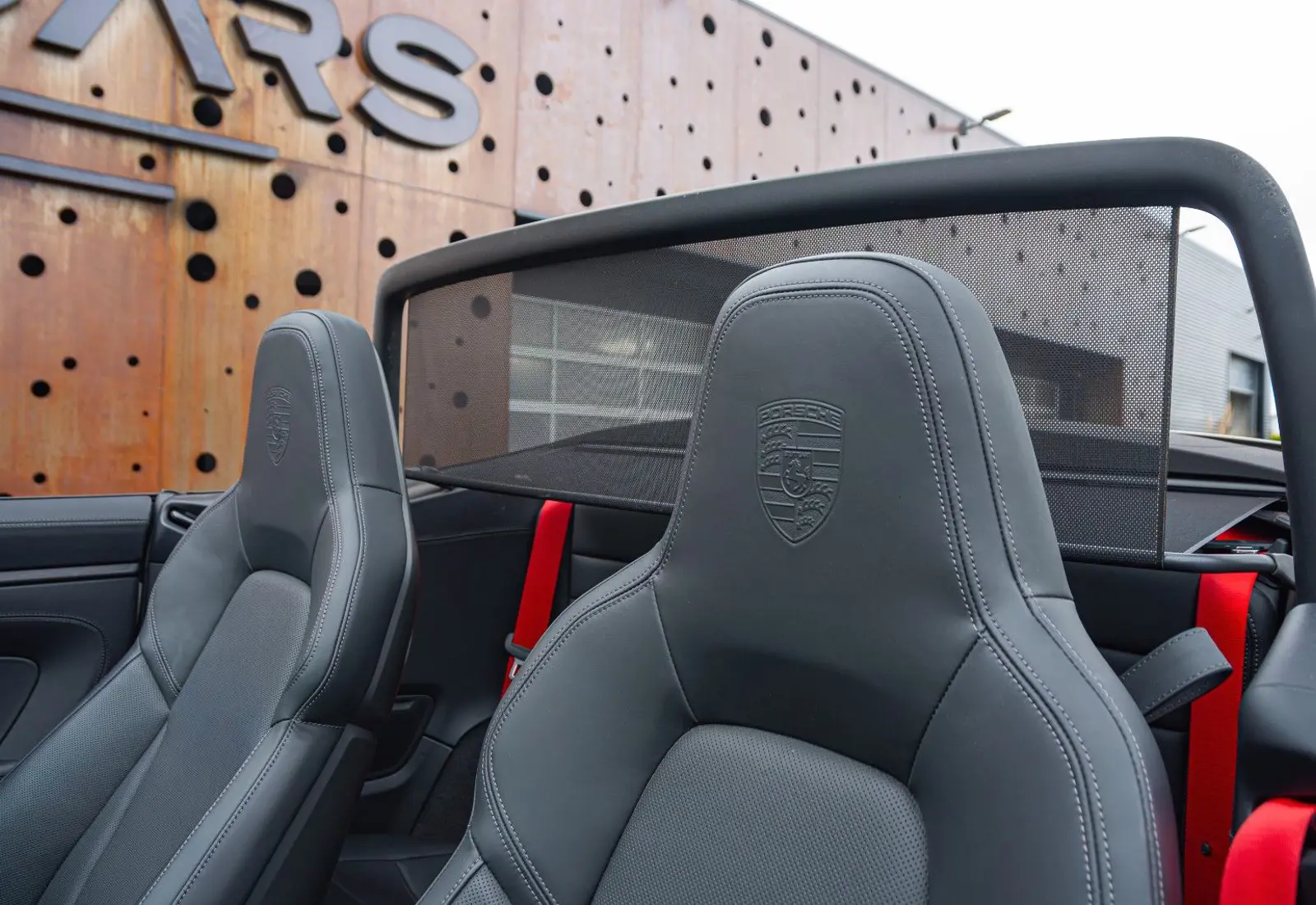Porsche 992 Carrera 4 GTS Cabrio * 18 WEG * BOSE * SPORT * PASM *  - 86411