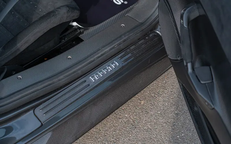 Ferrari 488 Pista Spider * CARBON 12X * 635KM * NEW SERVICE *  - 133225