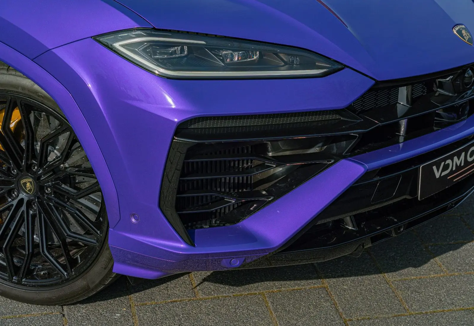 Lamborghini Urus SE * AD PERSONAM * VIOLA HONGKONG * MASSAGE * VOLL - 135983