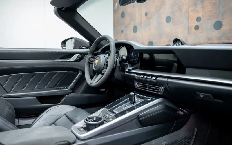 Porsche 911 Turbo S Cabriolet * PTS * LIFT * SPORTAUSPUFF * 360 *  - 171037