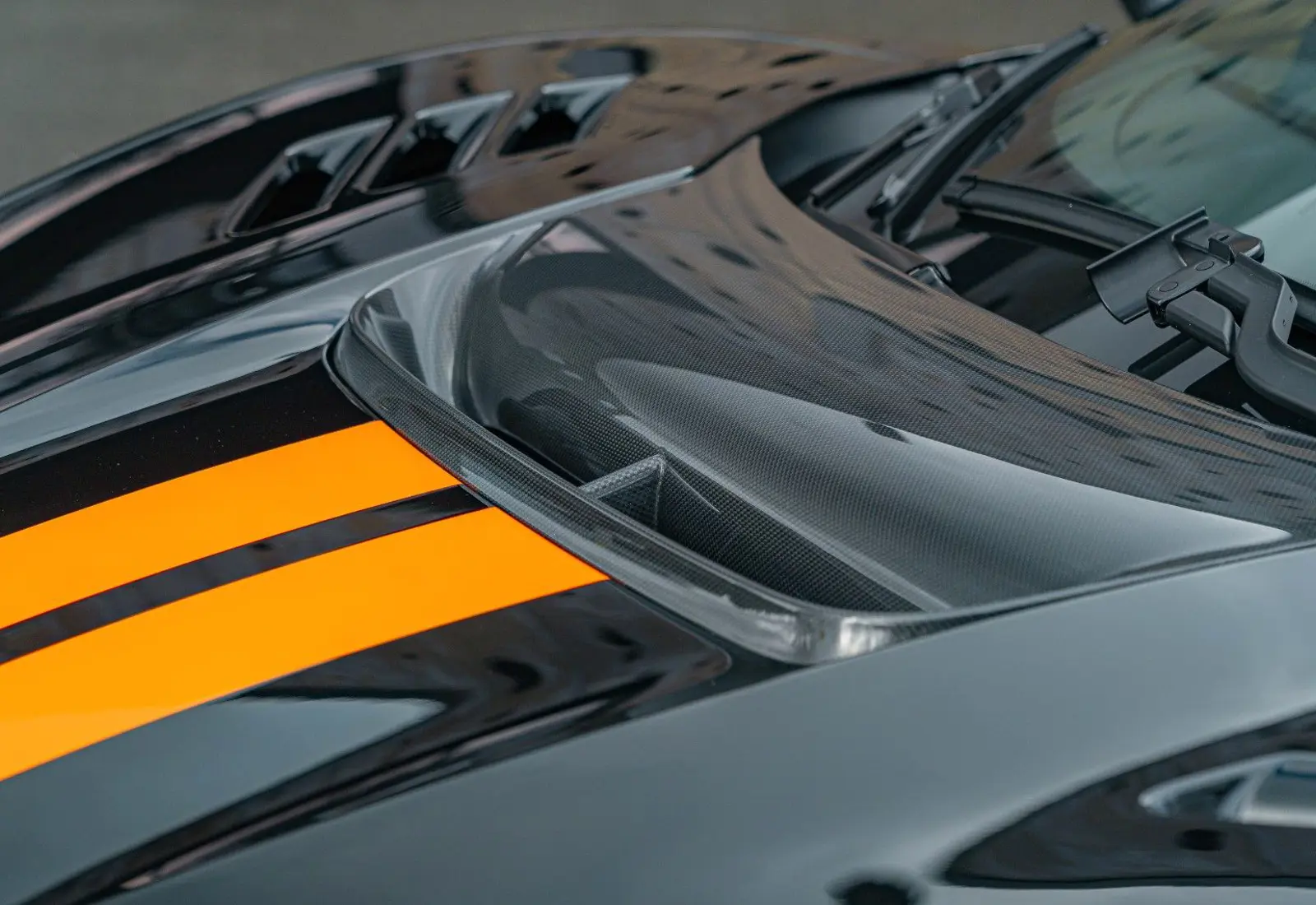 Ferrari 296 Speciale * STOCK * FULL CARBON * RACING LIV * LIFT *  - 136237