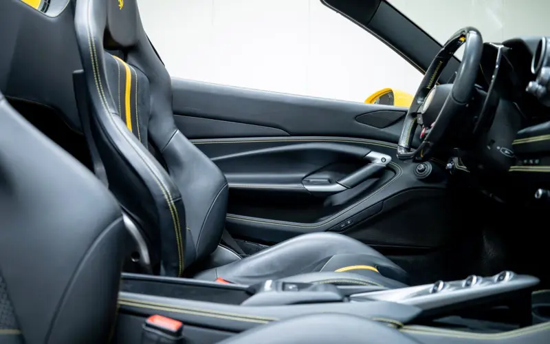Ferrari F8 Spider * LIFT * AFS1 * CARBON * Racing Seats *  - 144916