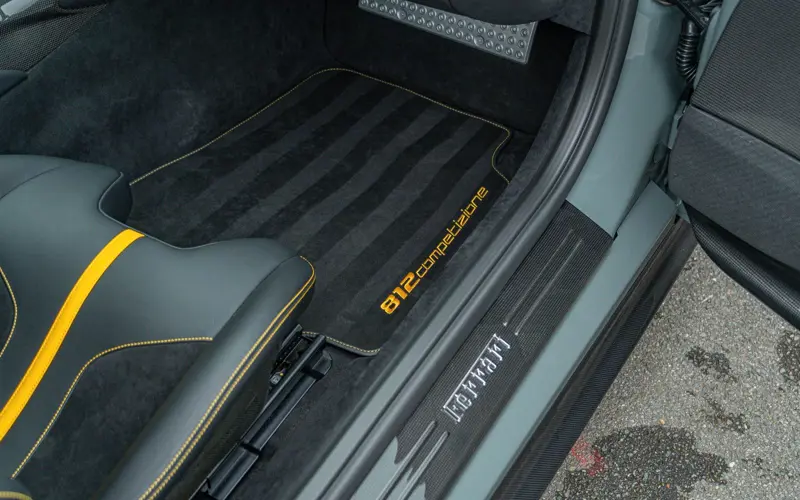 Ferrari 812 Competizione * 1 of 8 color ! * GRIGIO MEDIO *  - 138018