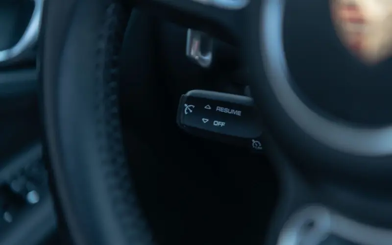 Porsche Macan Turbo * Approved * 2. Hand * Winter + Sommer - 133980