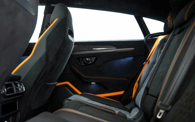 Lamborghini Urus 4.0 V8 Performante * AKRA * FULL CARBON * PANO *  - 73011