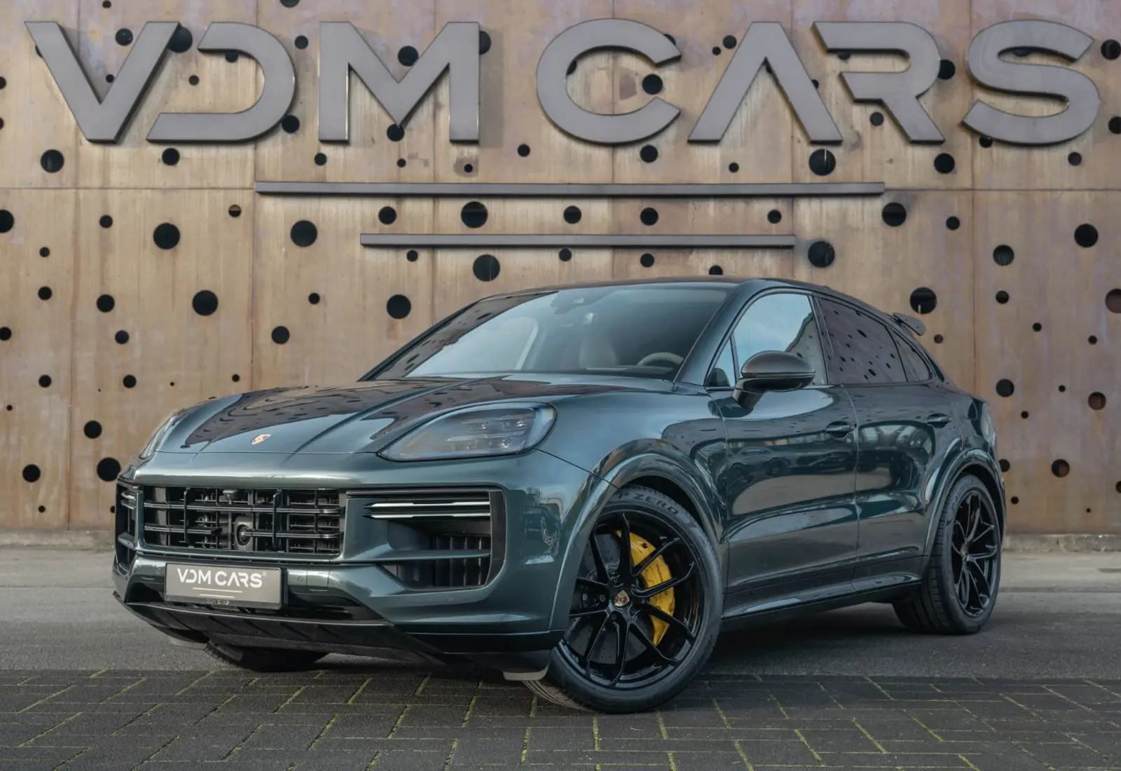 Porsche Cayenne Coupe Turbo E-Hybrid * PTS * GT PACKAGE *  - 127596