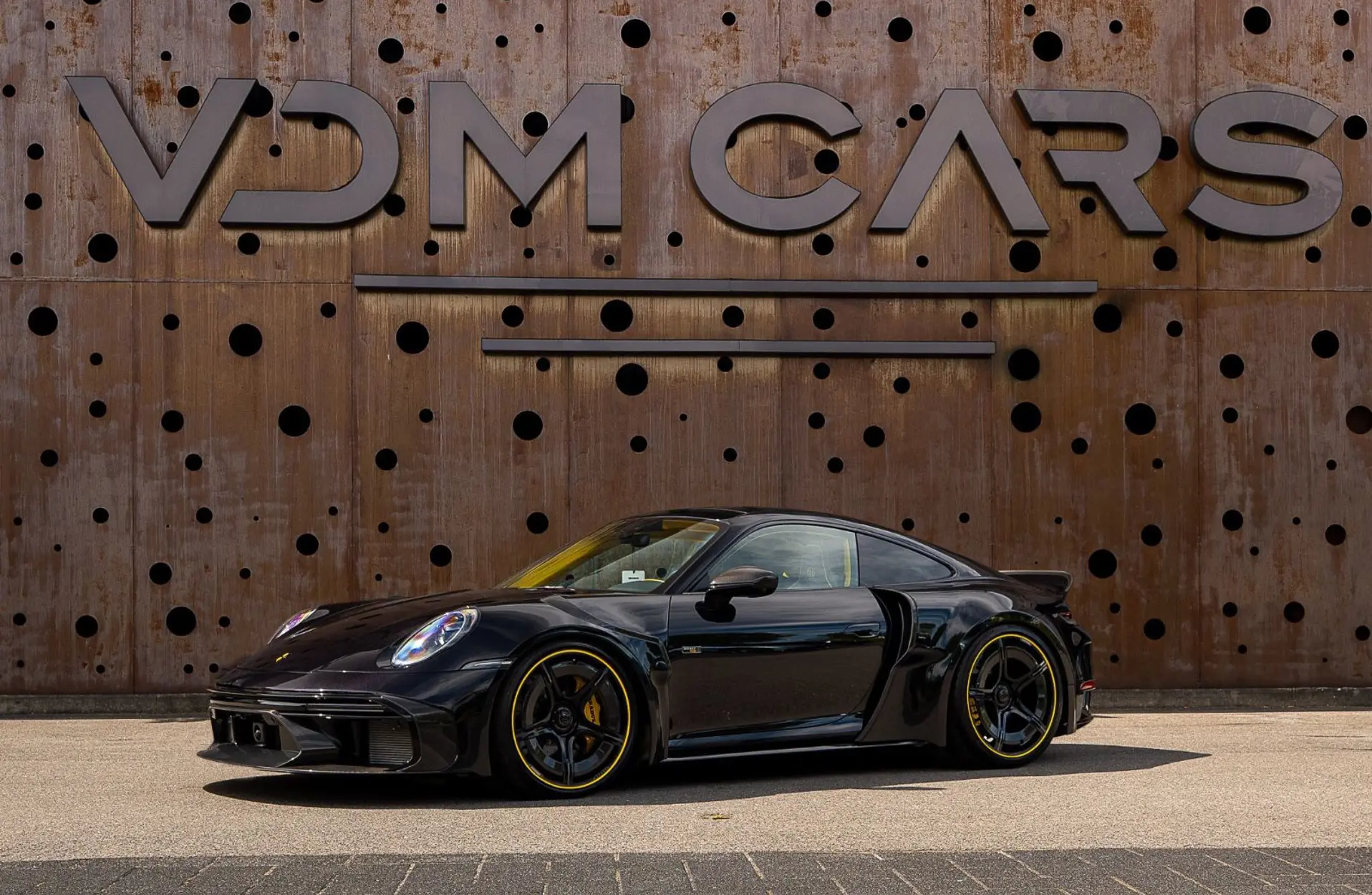 Porsche - 992 - 167442