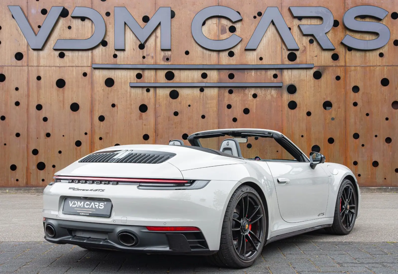 Porsche 911 Carrera 4 GTS Cabrio * 18 WEG * BOSE * SPORT * PASM *  - 84881