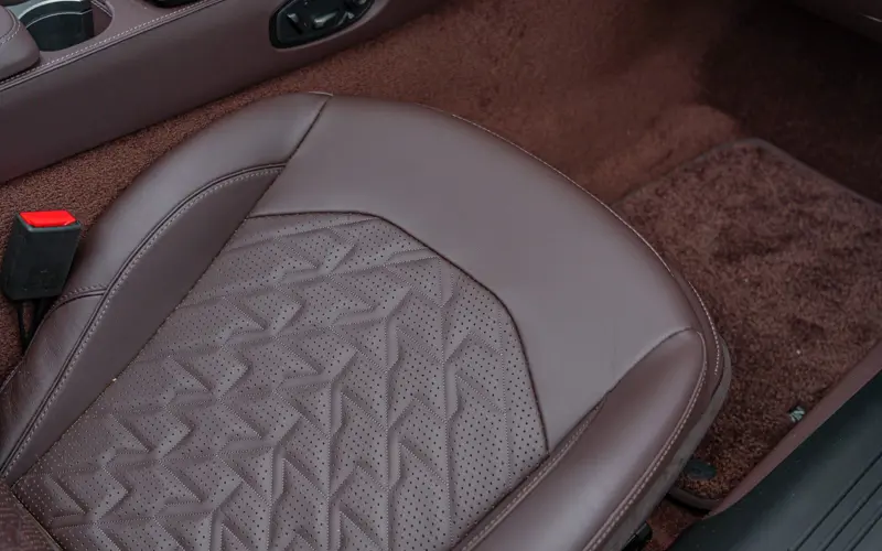 Aston Martin Vanquish Volante * Bowers &amp; Wilkins * Black-Pack *  - 145508
