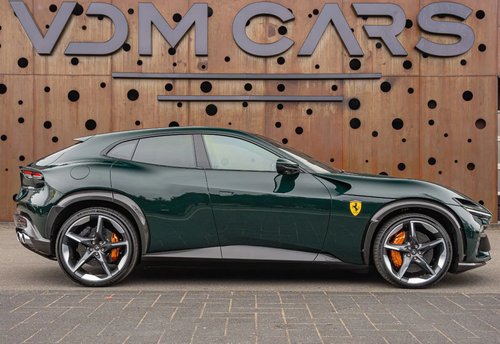 Ferrari Purosangue V12 * CARBON (9x) * MASSAGE * PANO * STOCK *  - 106817