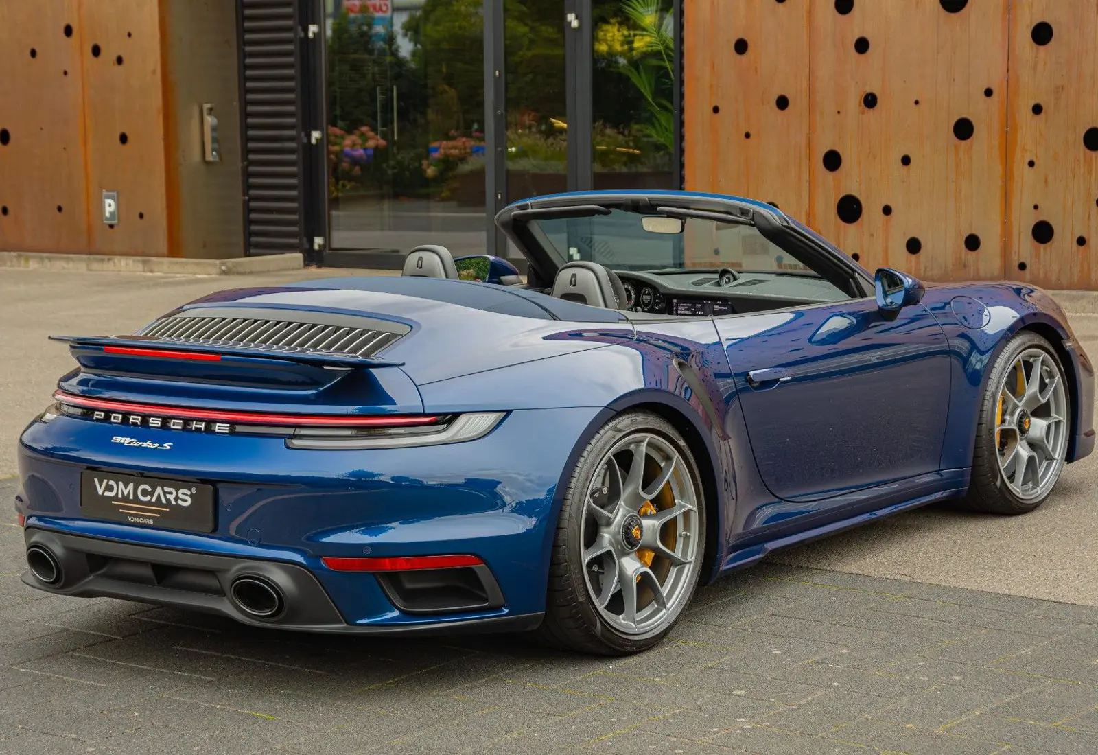 Porsche 911 Turbo S Cabrio * BURMESTER * 360° * MATRIX *  - 71152