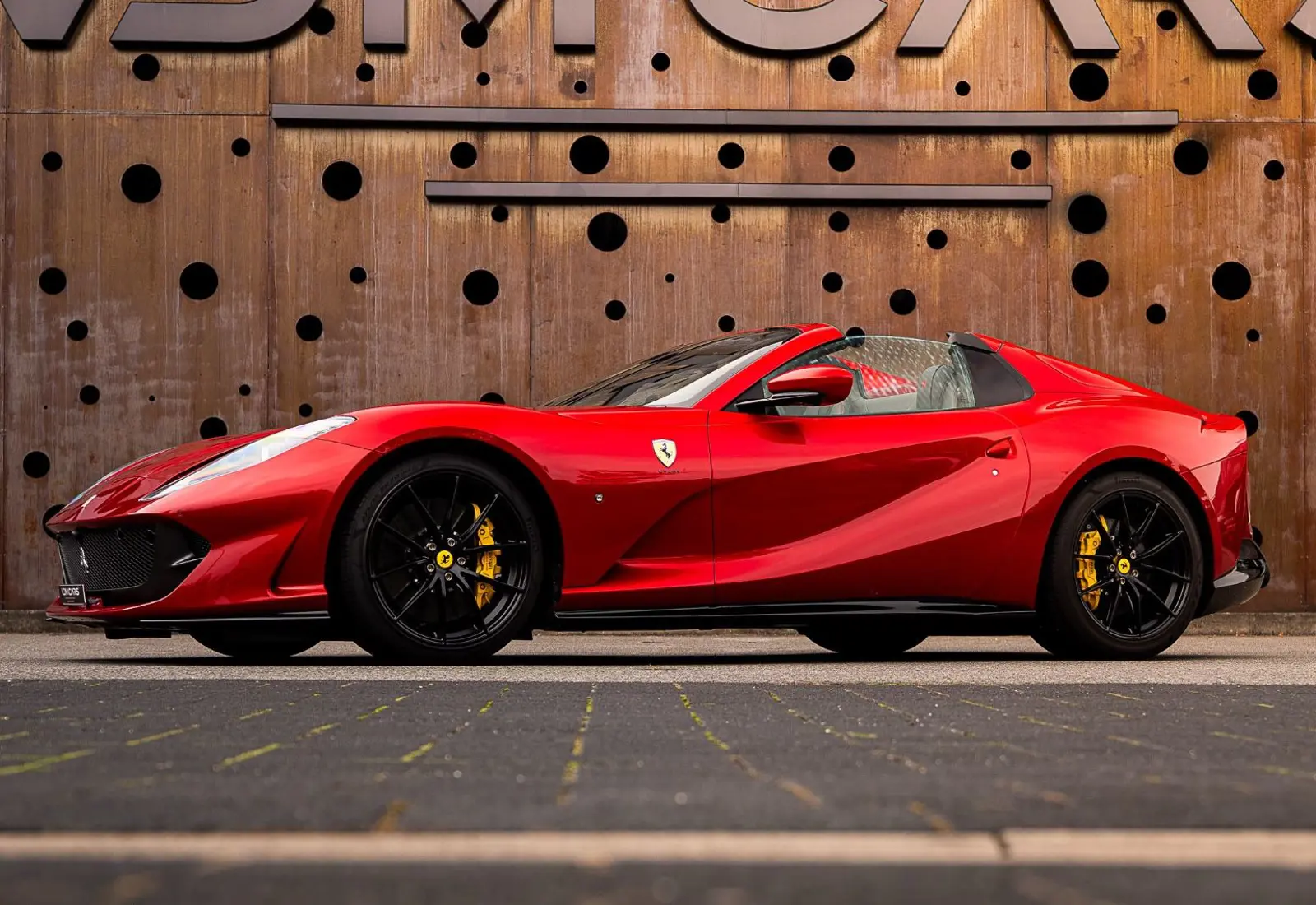 Ferrari 812 GTS * DREAMLINE * SPECIAL PAINT * ELEV * AFS2 - 170697