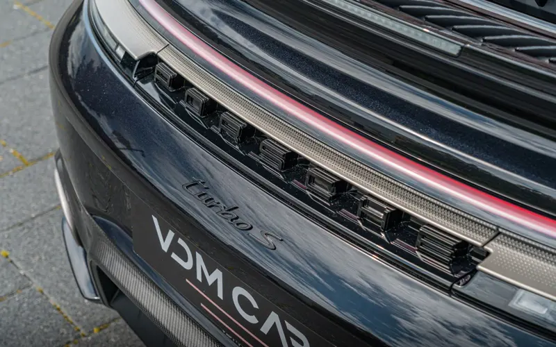 Porsche 911 Turbo S * 992.2 * MY26 * SPORTDES * CARBON EXTERIOR - 146929