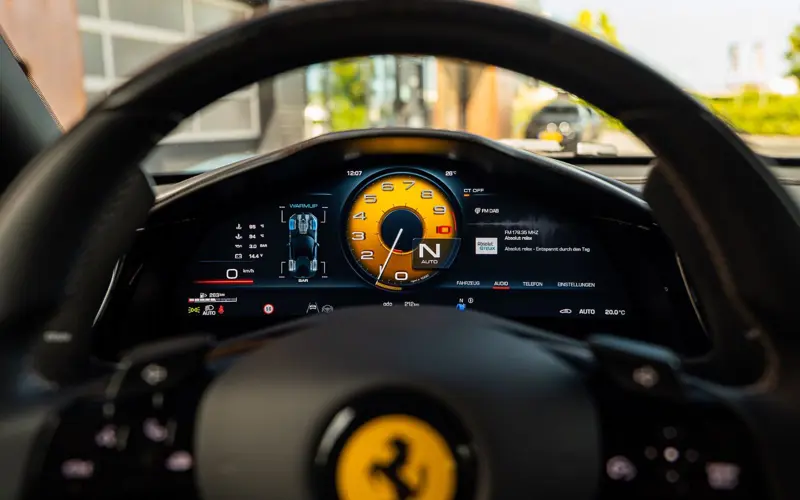 Ferrari 12Cilindri * MATT Carbon * VOLL * LP 565.205,- * Neu - 169256