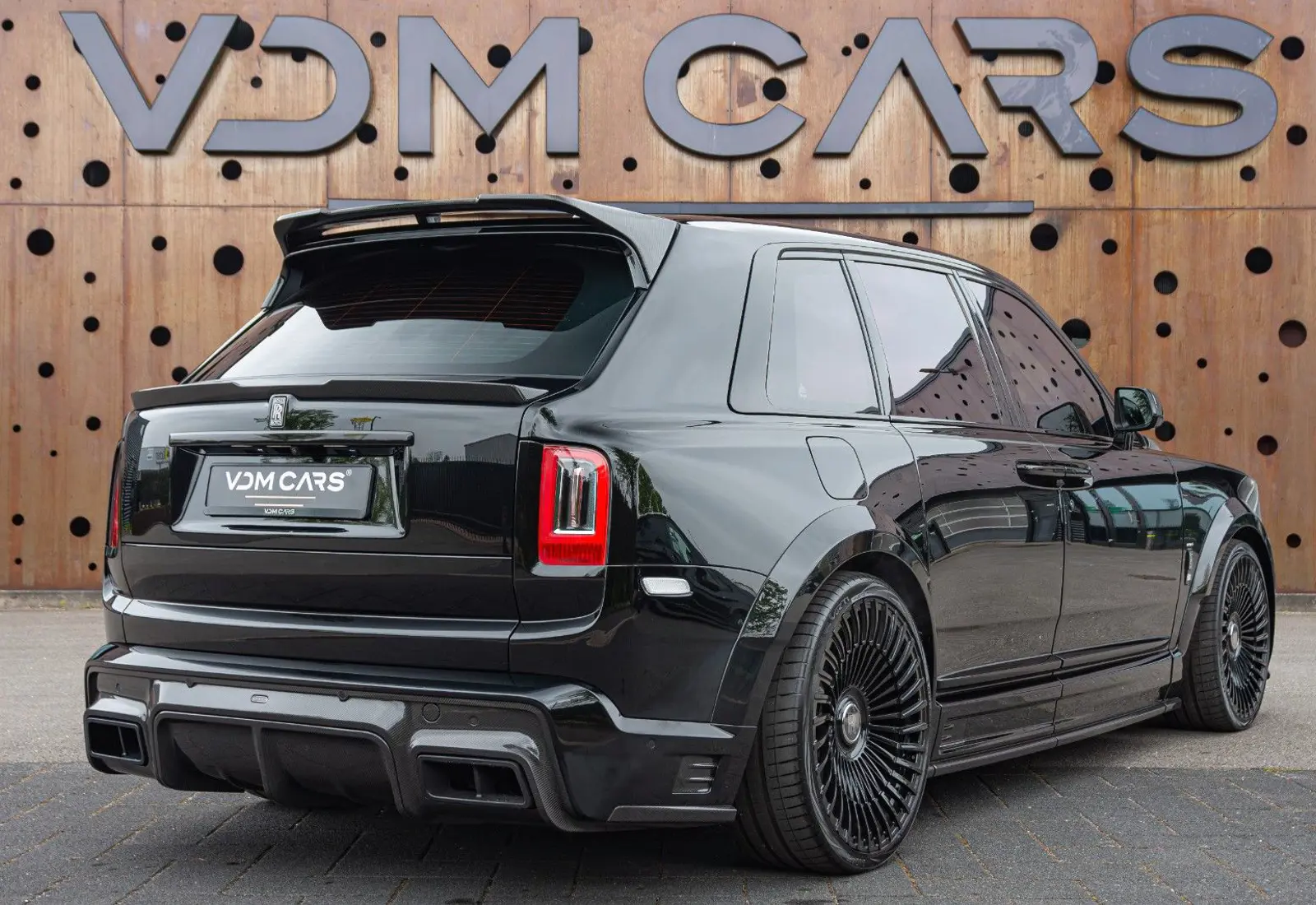Rolls-Royce Cullinan URBAN WIDETRACK * CARBON * VOSSEN * REAR ENT. - 86340