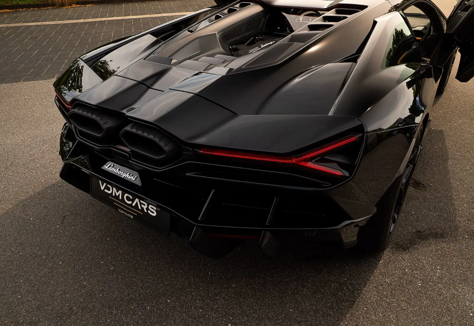 Lamborghini Revuelto 6.5 V12 * NEW CAR * AVAILABLE * BI COLOR - 168862