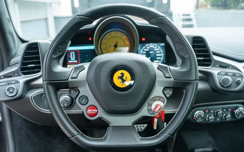 Ferrari 458 Italia * CARBON SEATS * LIFT * AFS * CAMERA * MWST *  - 153645