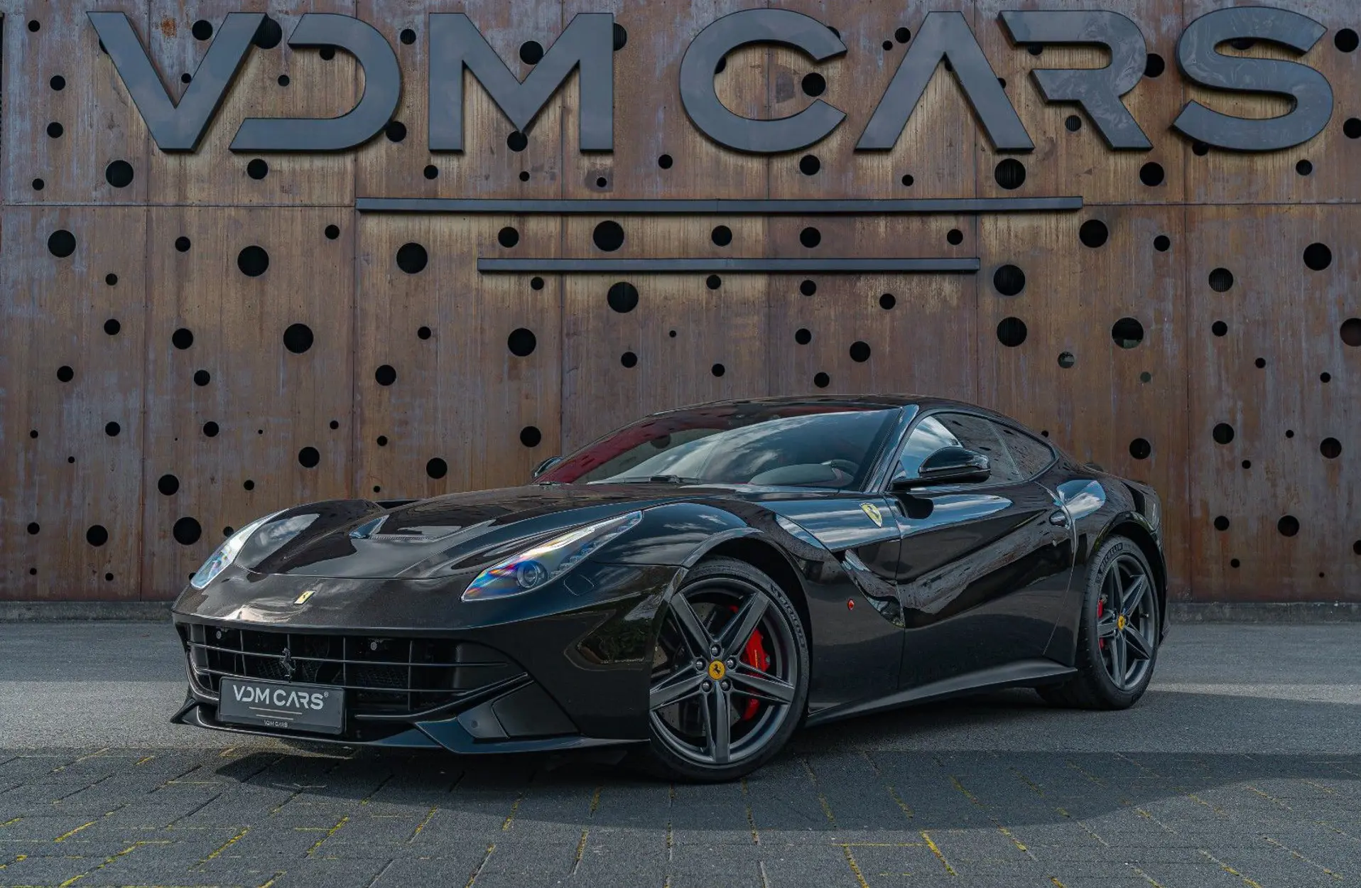 Ferrari - F12 - 137285