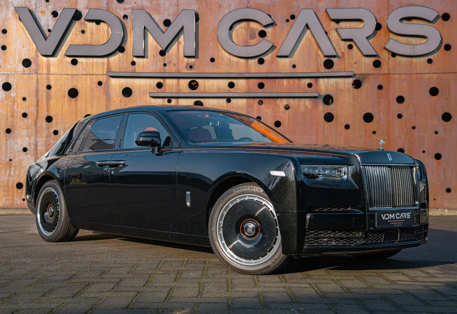 Rolls-Royce Phantom * COC ONLY * PROD.25 * BESPOKE * STARLIGHT * THEA - 136197