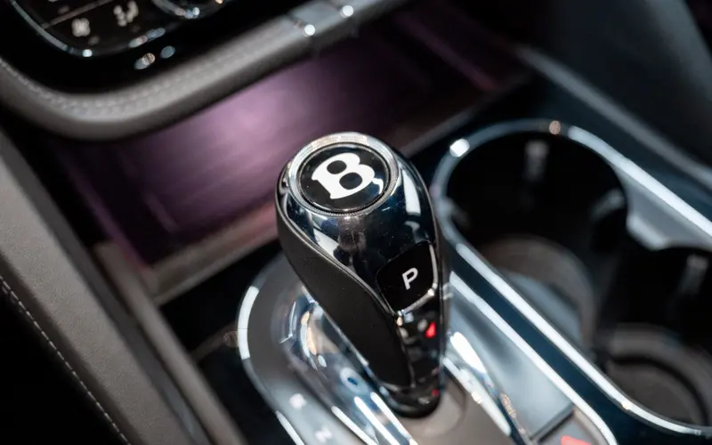 Bentley Bentayga 3.0 Hybrid 4WD * FIRST EDITION * NAIM *  - 135334