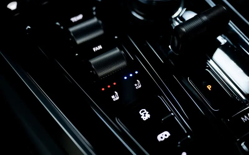 Aston Martin DBX 4.0 V8 707 * FACELIFT * ACC * 360 *  - 168158
