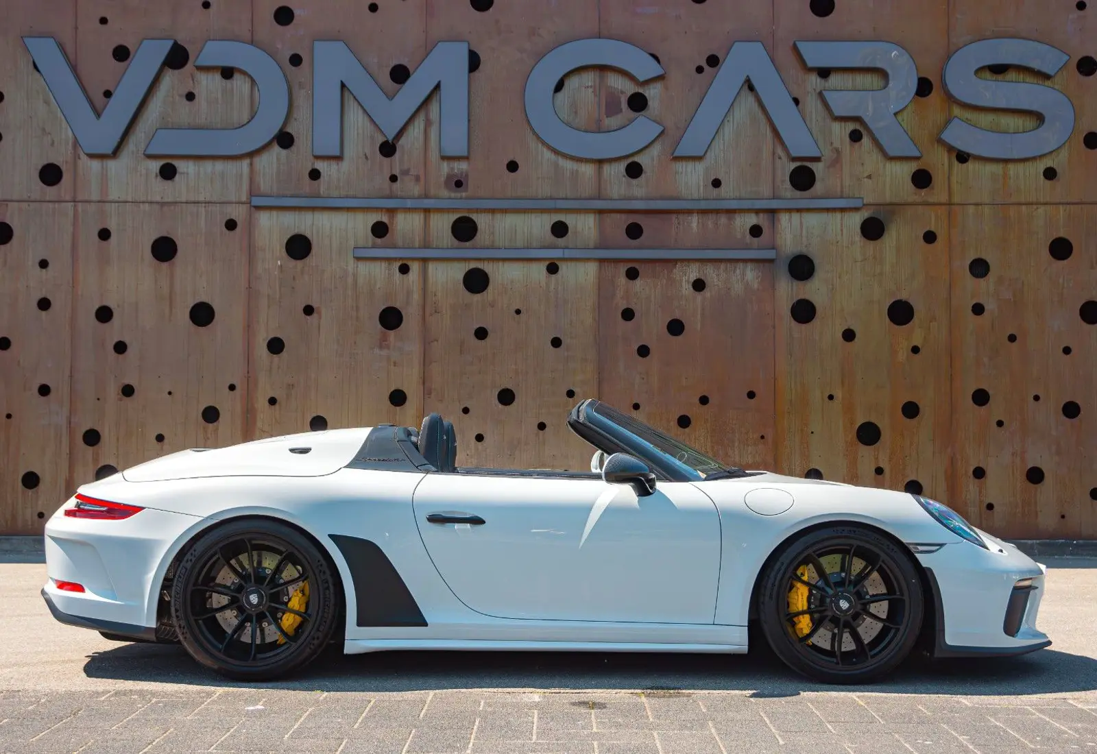 Porsche 991 Speedster * ONLY 47 KM * 1. OWNER * 1 OF 1948 *  - 52484