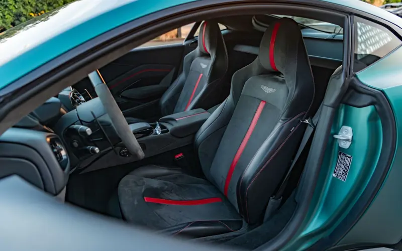 Aston Martin Vantage F1 * CARBON * AERO * INKL.ORIG.WINTERRADSATZ *  - 125160