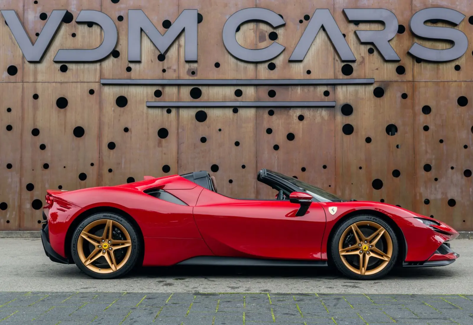 Ferrari SF90 Spider * LIFT * CARPLAY * AFS * TWO-TONE * CARBON *  - 166935