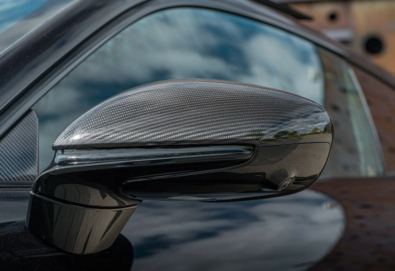 Porsche 911 Turbo S * 992.2 * MY26 * SPORTDES * CARBON EXTERIOR - 146900