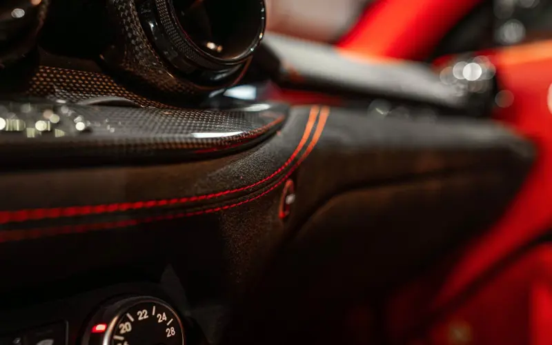 Ferrari F12 Berlinetta * ALCANTARA * CUSTOM * CARBON *  - 135021