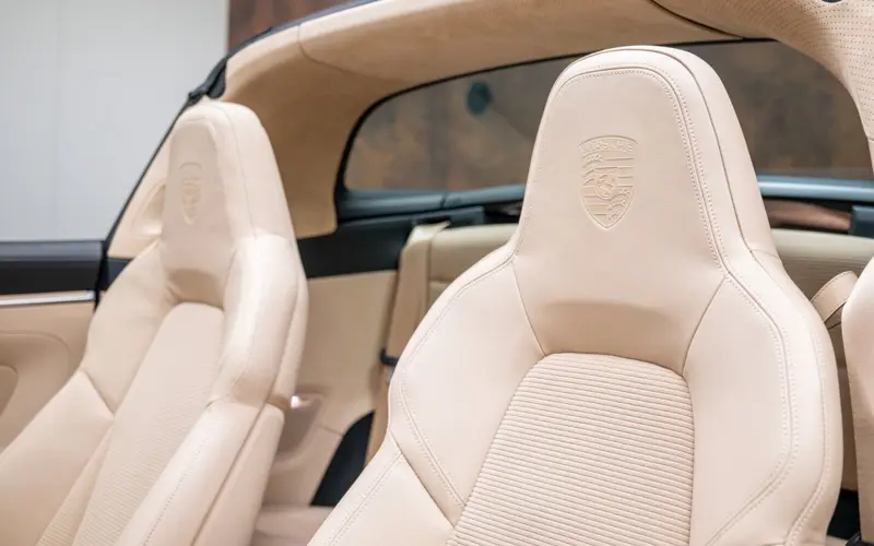 Porsche 911 Targa 4S Heritage Edition * 1 OF 992 * DESIGN *  - 174335