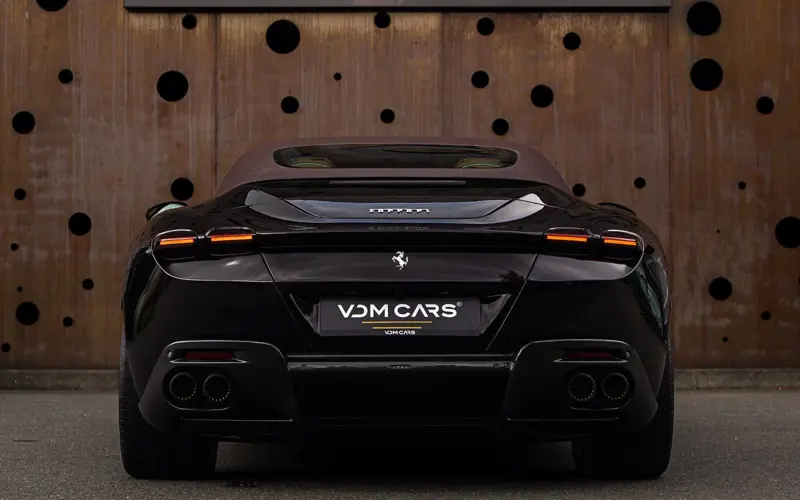 Ferrari Roma Spider * SPECIAL COLOR * VENT * VOLL * LP €345.000 - 171210