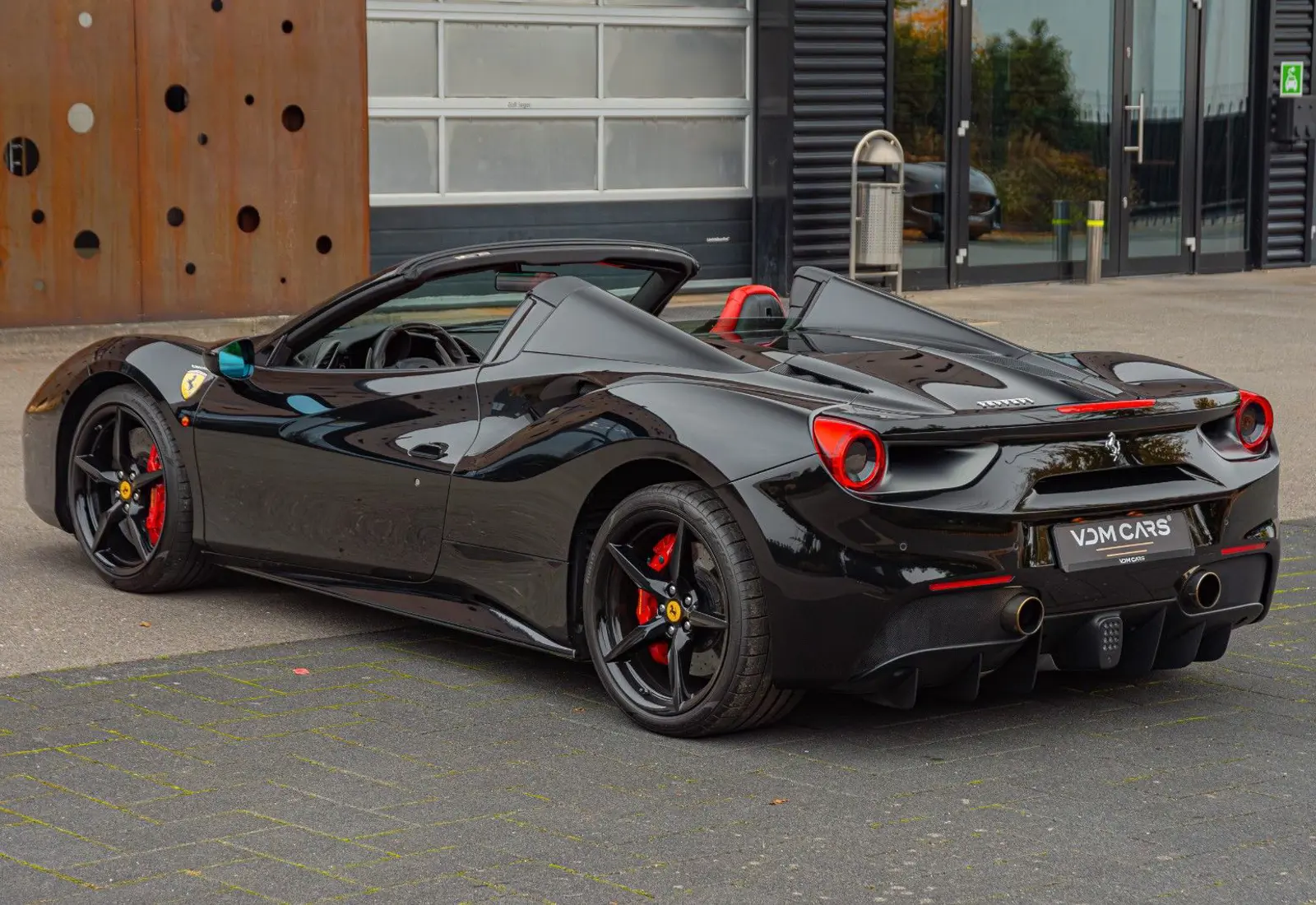 Ferrari 488 Spider * NEW SERVICE * NEW POWER * CAMERA * LEATHER - 105380