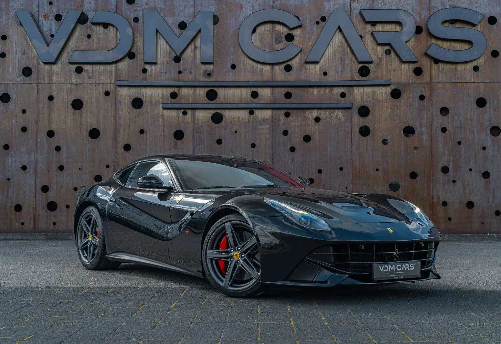 Ferrari F12 Berlinetta * ALCANTARA * CUSTOM * CARBON *  - 137287