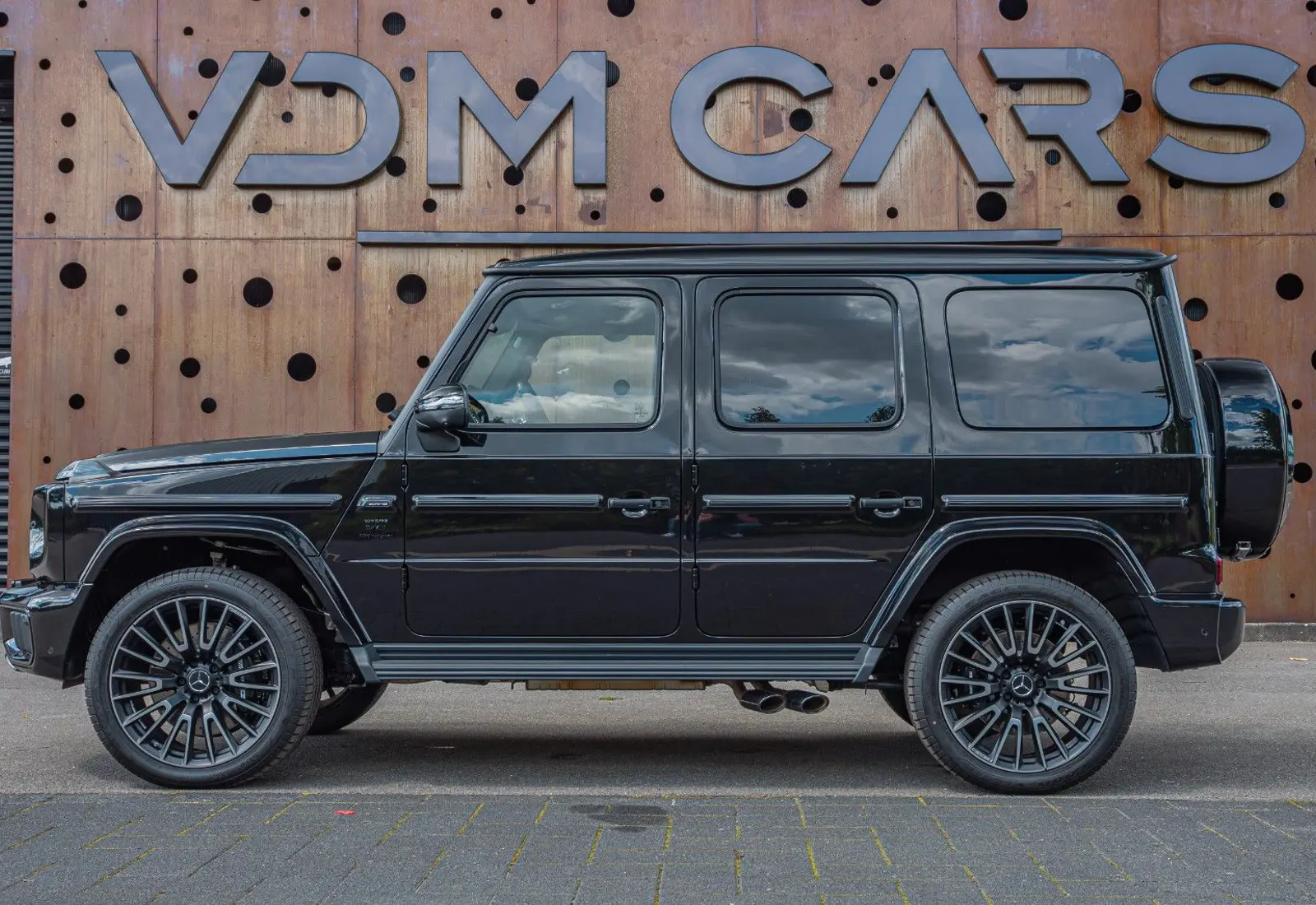 Mercedes-Benz G 63 AMG * PROD.25 * A22 * CARBON * NIGHT * SUPERIOR * BURM - 110173