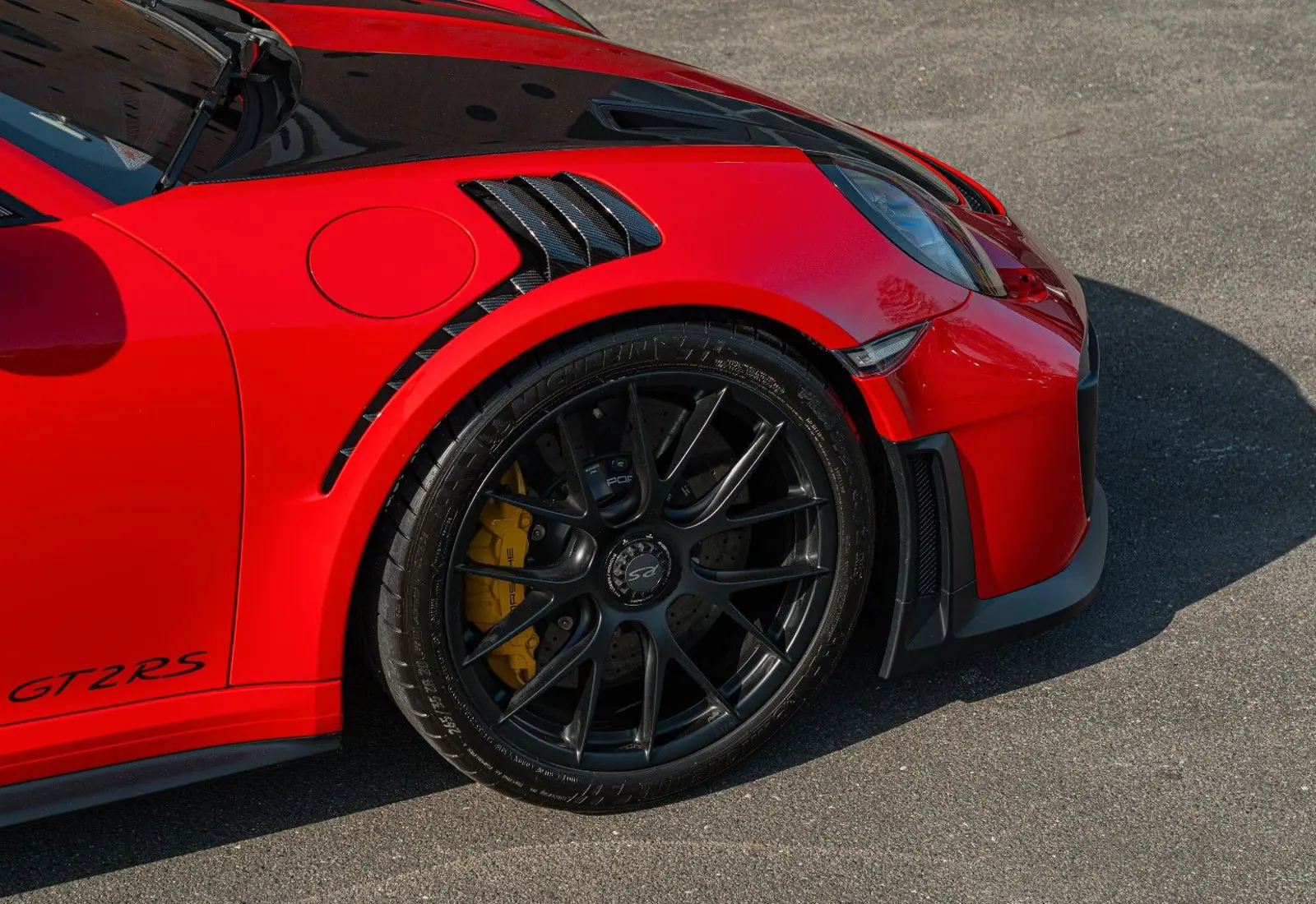 Porsche 911 GT2 RS * WEISSACH * 1.OWNER * ONLY 732KM * NEW - 135788