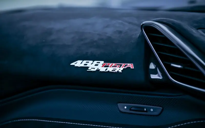 Ferrari 488 Pista Spider * CARBON (12x) * LIFT * AFS * PPF * MWST - 123953