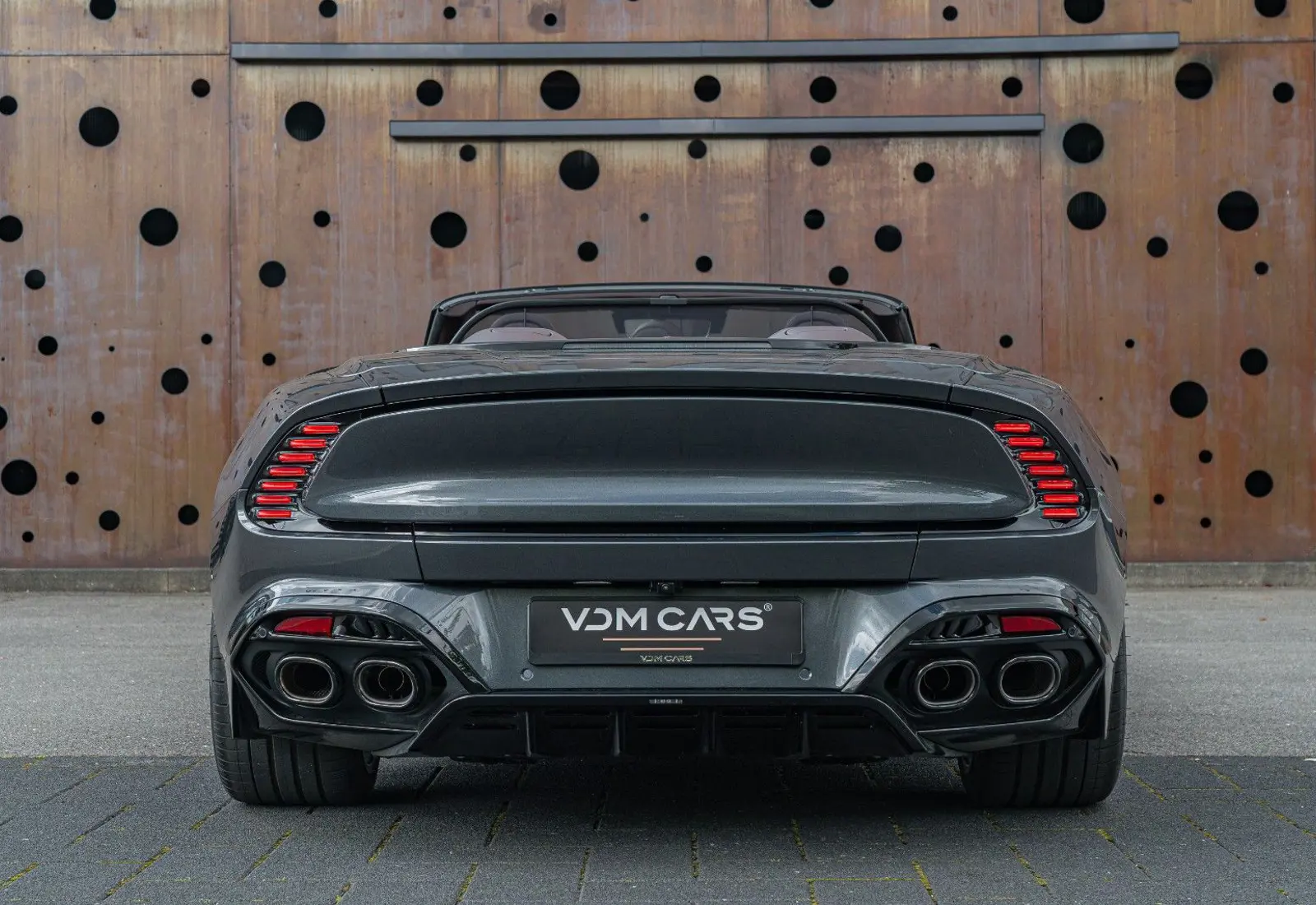 Aston Martin Vanquish Volante * Bowers &amp; Wilkins * Black-Pack *  - 145485