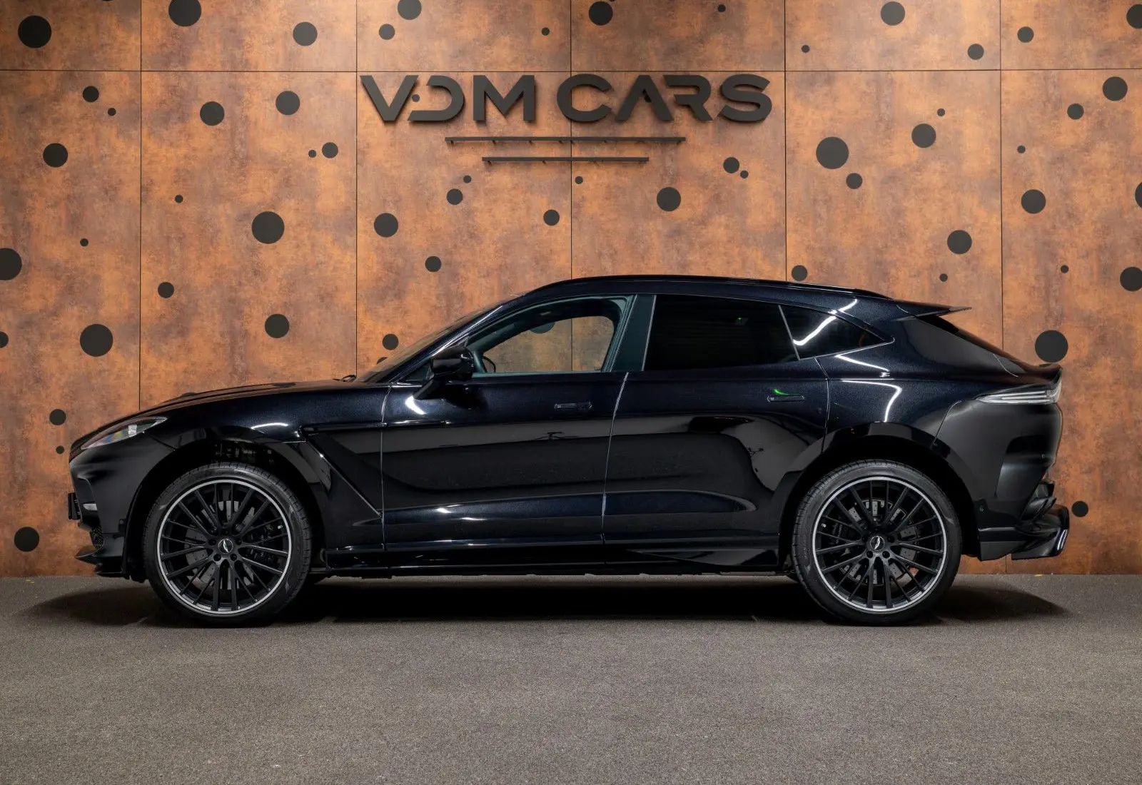 Aston Martin DBX 707 * Carbon * Sitzbelüftung * ACC * 360 * DesignPack - 168093