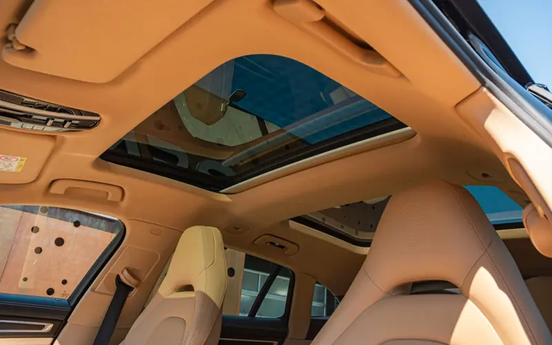 Porsche Panamera Sport Turismo 4 E-Hybrid Platinum Editi - 144980