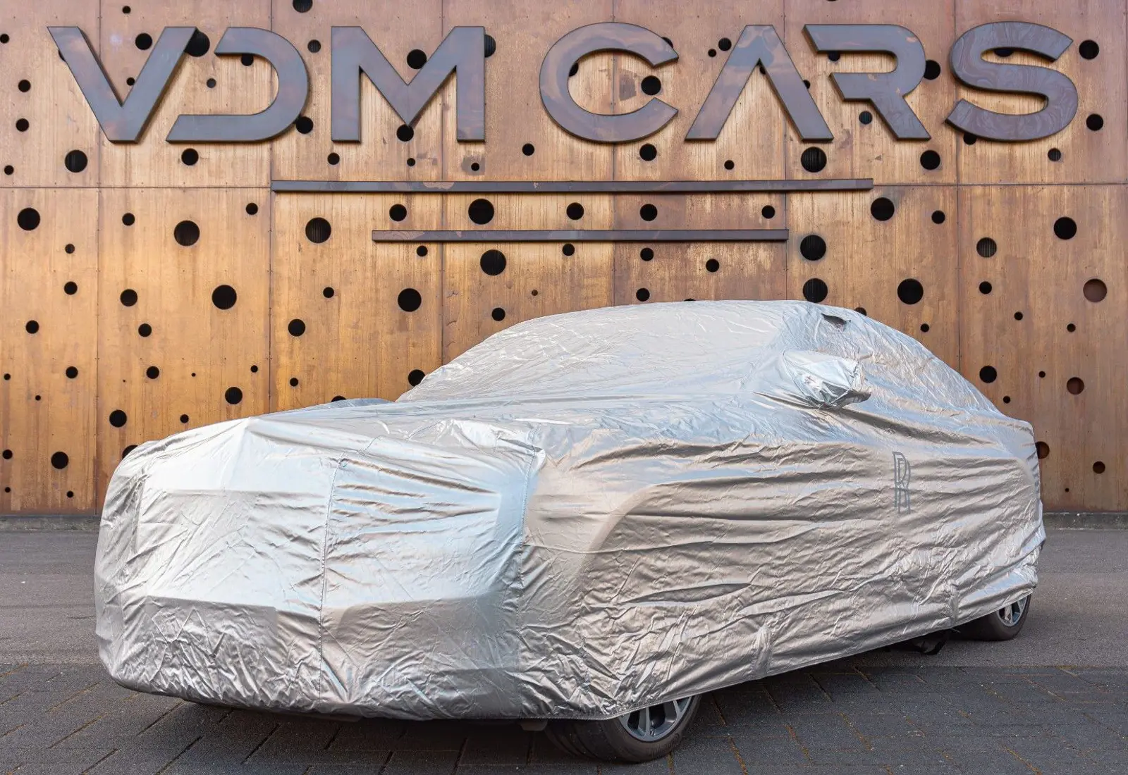 Rolls-Royce Wraith 6.6 V12 * MASSAGE * BESPOKE * DRIVE ASSIST+ *  - 113356
