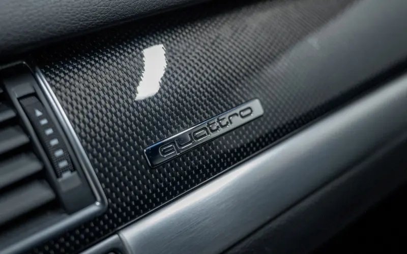 Audi S8 5.2 quattro * MASSAGE * LUFTFEDERUNG * CARBON *  - 168736