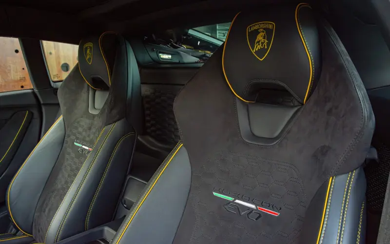 Lamborghini Huracán EVO AWD * LIFT * AD PERSONAM * NEW SERVICE - 124601