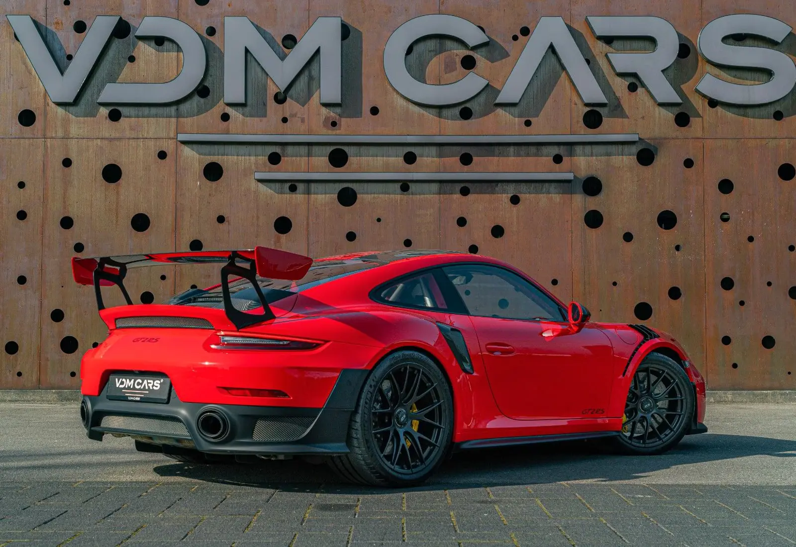 Porsche 911 GT2 RS * WEISSACH * 1.HAND * NUR 732KM * CLUBSPORT - 135821