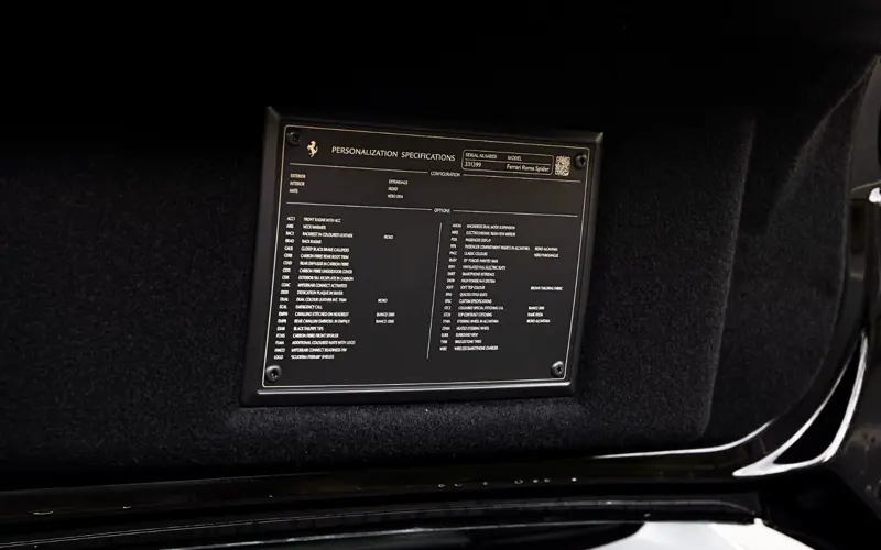Ferrari Roma Spider * SPECIAL COLOR * VENT * VOLL * LP €345.000 - 171212