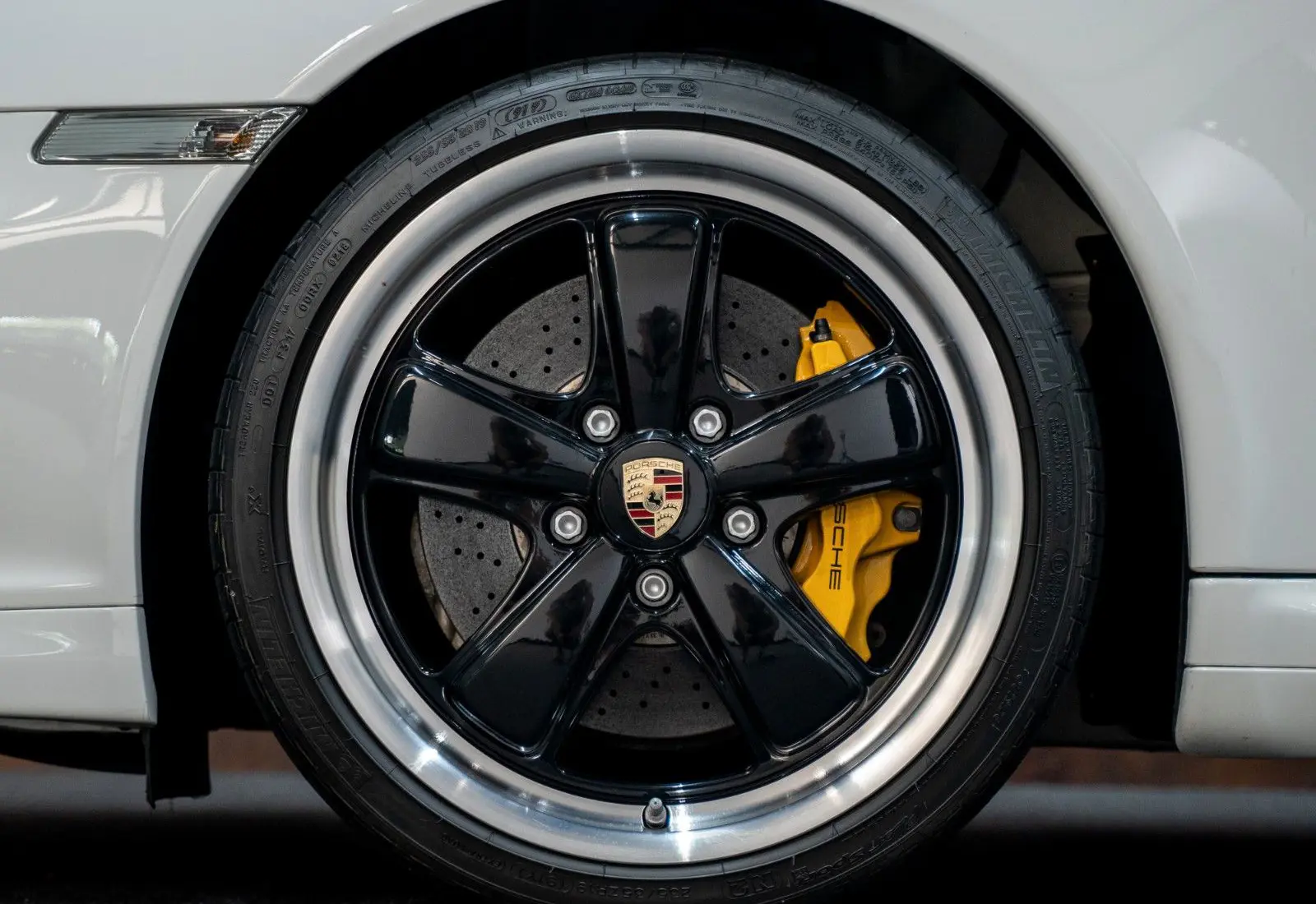 Porsche 911 Speedster * 1of356 * Memory * BOSE * PCCB * SportChro - 133294